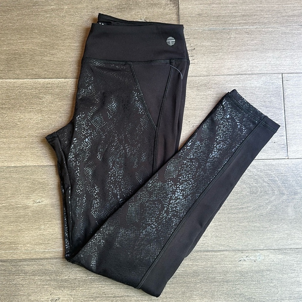 Mesh black leggings